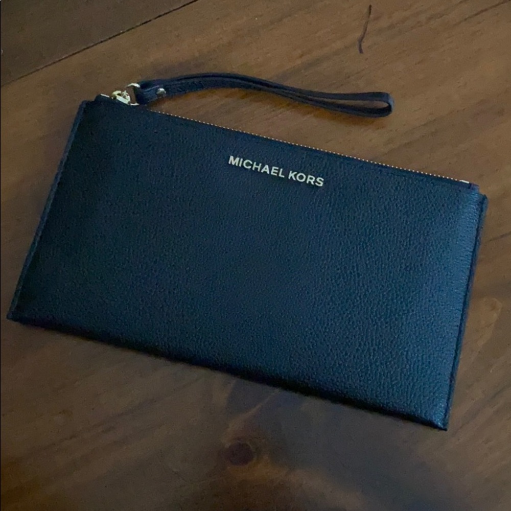 COPY - Michael Kors Wristlet